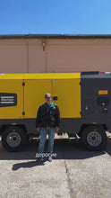 Load and play video in Gallery viewer, Atlas Copco V900 Mobile Portable Diesel Engine Screw Air Compressor 25bar 363psi 896cfm 25m³/min Mining Construction Remote Site Outdoor Work