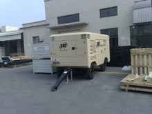 Load image into Gallery viewer, DOOSAN 750-1500 CFM High-pressure compressors - Hyshina
