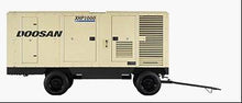 Load image into Gallery viewer, DOOSAN 1000 cfm portable diesel screw air compressor - Hyshina
