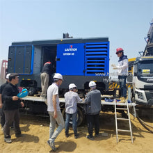 Load image into Gallery viewer, LIUTECH LUY300-25 High-Pressure Diesel Rotary Screw Portable Air Compressor 25bar 360psi 30m³/min 1060cfm with Atlas Copco Air-end &amp; Yuchai Engine | Low Noise, Energy-Saving for Mining, Construction, Heavy-Duty Outdoor Use, Gas Pipeline Construction
