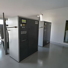 Load image into Gallery viewer, Atlas Copco SF1 SF1S FF TM Skid Oil-free Scroll Air Compressor 1.5kW 2HP 8bar/116psi 10bar/145psi Stationary Industrial Machine
